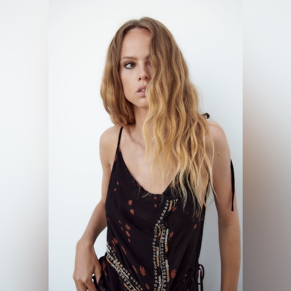 Zara Embroidered Camisole Size M NWT - Picture 3 of 9